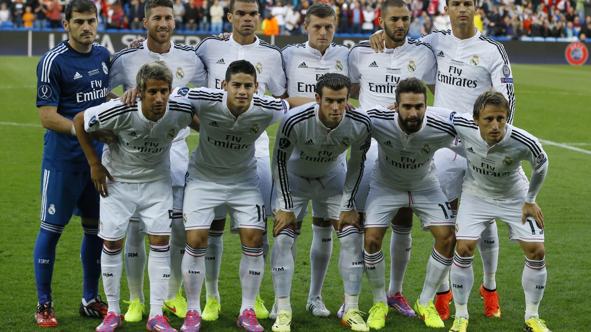 世界啦啦操锦标赛 美国队依旧霸主 地面特技与翻腾极具难度